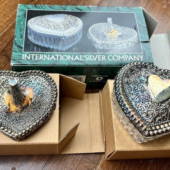 Silverplated Jewelry Box & Ring Holder Heart Shaped NIB International Silver Co. - Picture 1 of 13
